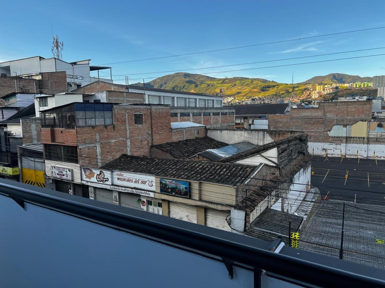 Moderno En El Centro Pasto